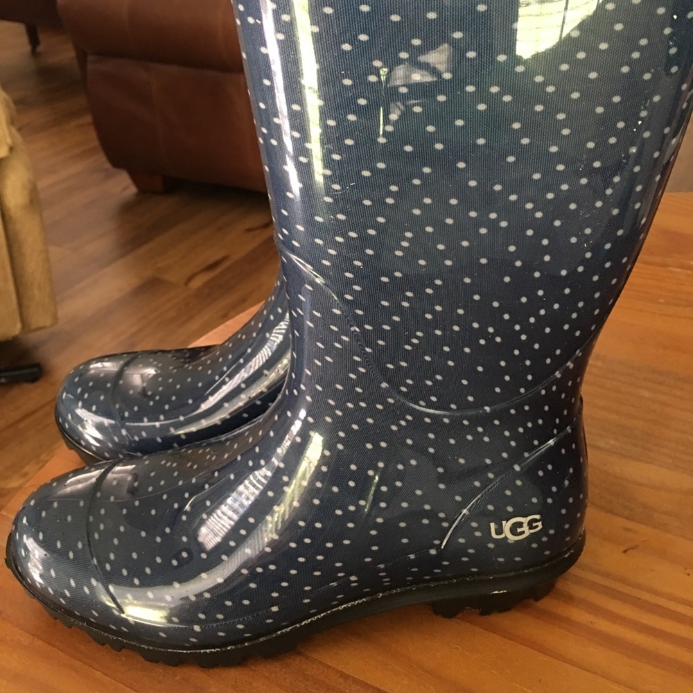 UGG Rainboots